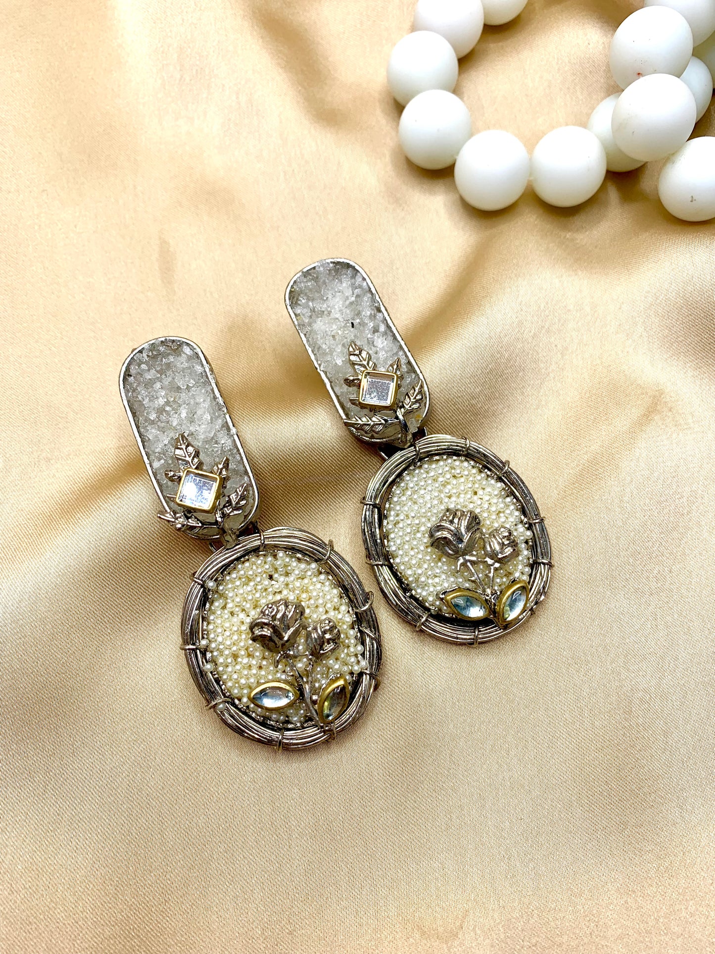 Inaya silver