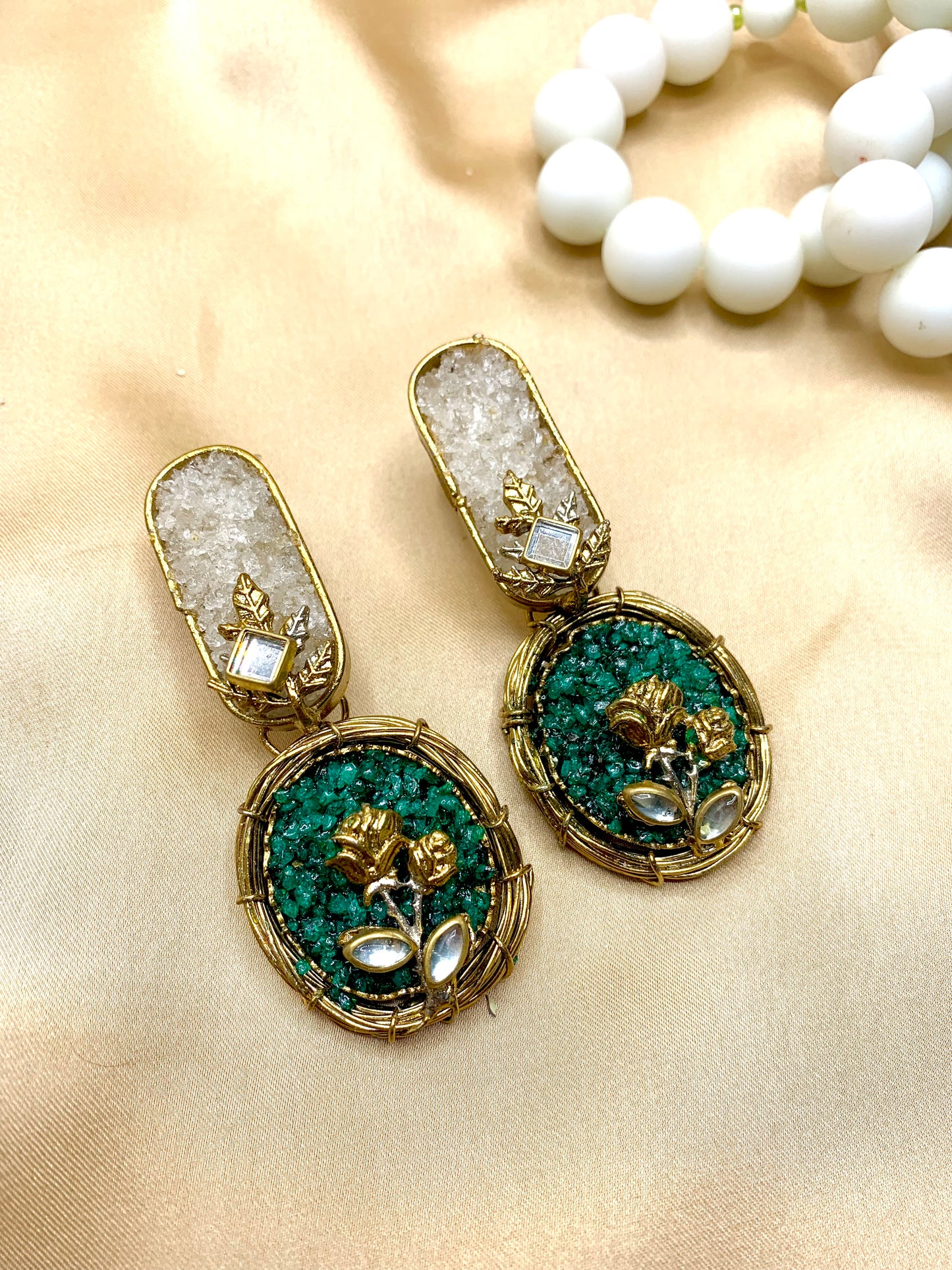 Inaya golden