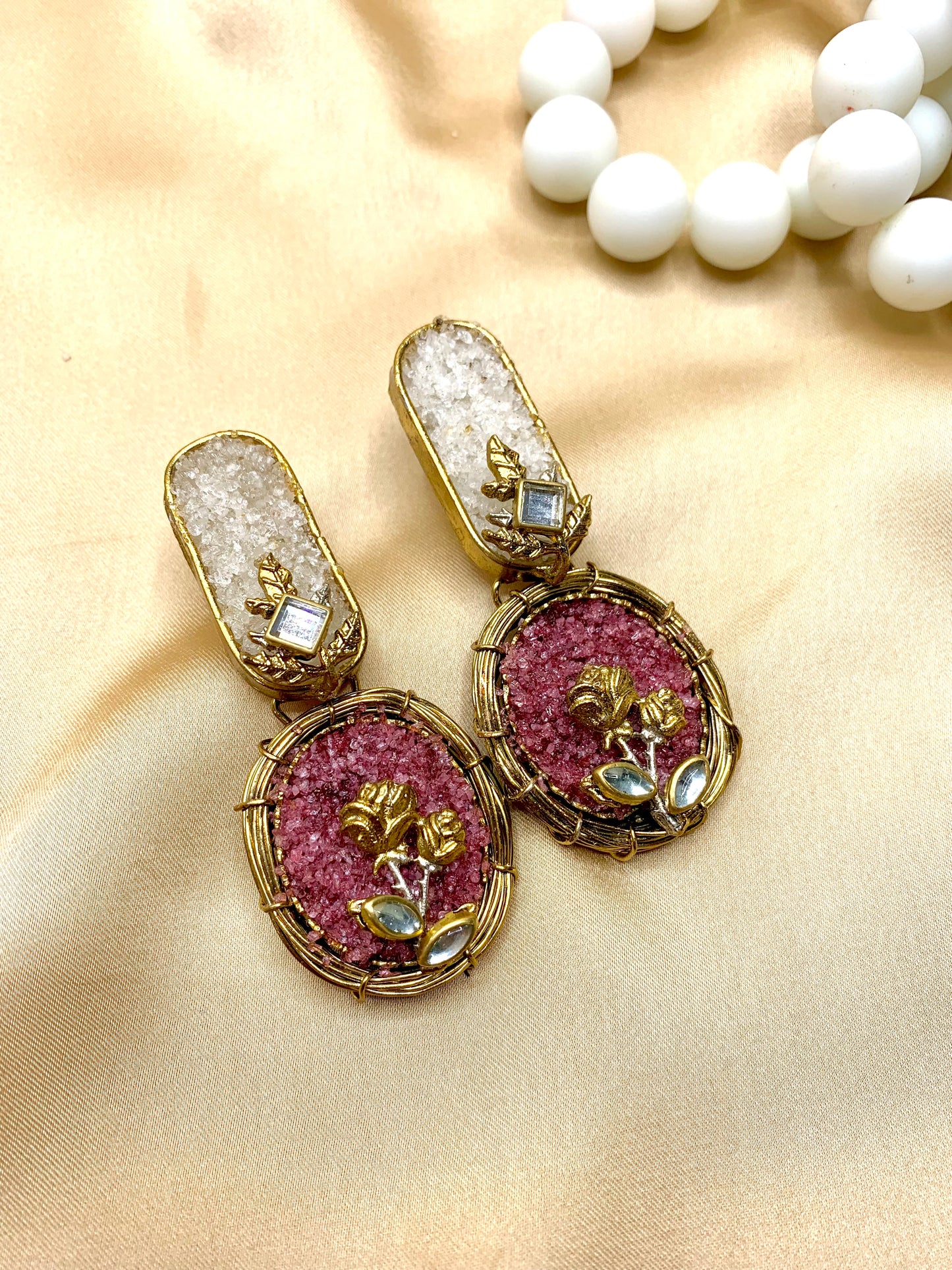 Inaya golden