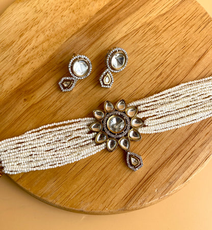 Uncut Kundan Choker Set